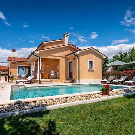 Rotonda בית נופש *