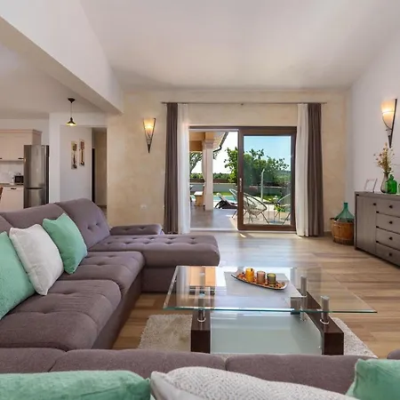 Rotonda ポレッチ