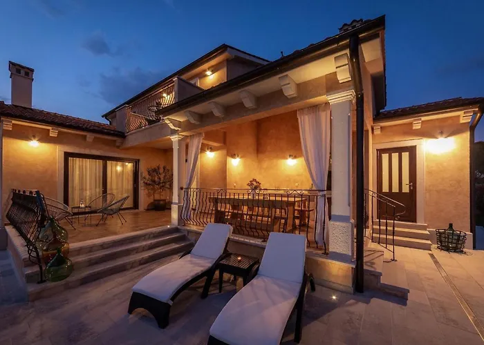 Rotonda Σπίτι διακοπών Πόρετς